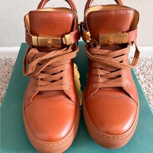 Buscemi Men's Tan Leather Sneakers with Gold Accents